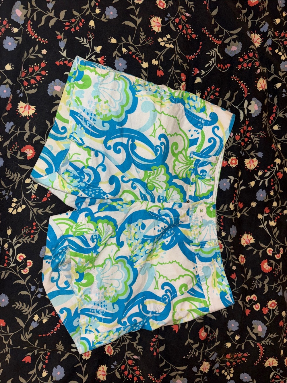 Lilly Pulitzer Callahan Shorts Size 0 Blue Green Floral Print - Picture 2 of 5